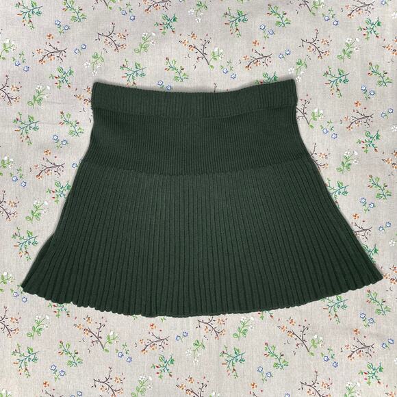 Aerie Knit Pleated Sweater Skirt Mini Micro Pleats Stretchy Green Medium Preppy - Picture 4 of 6
